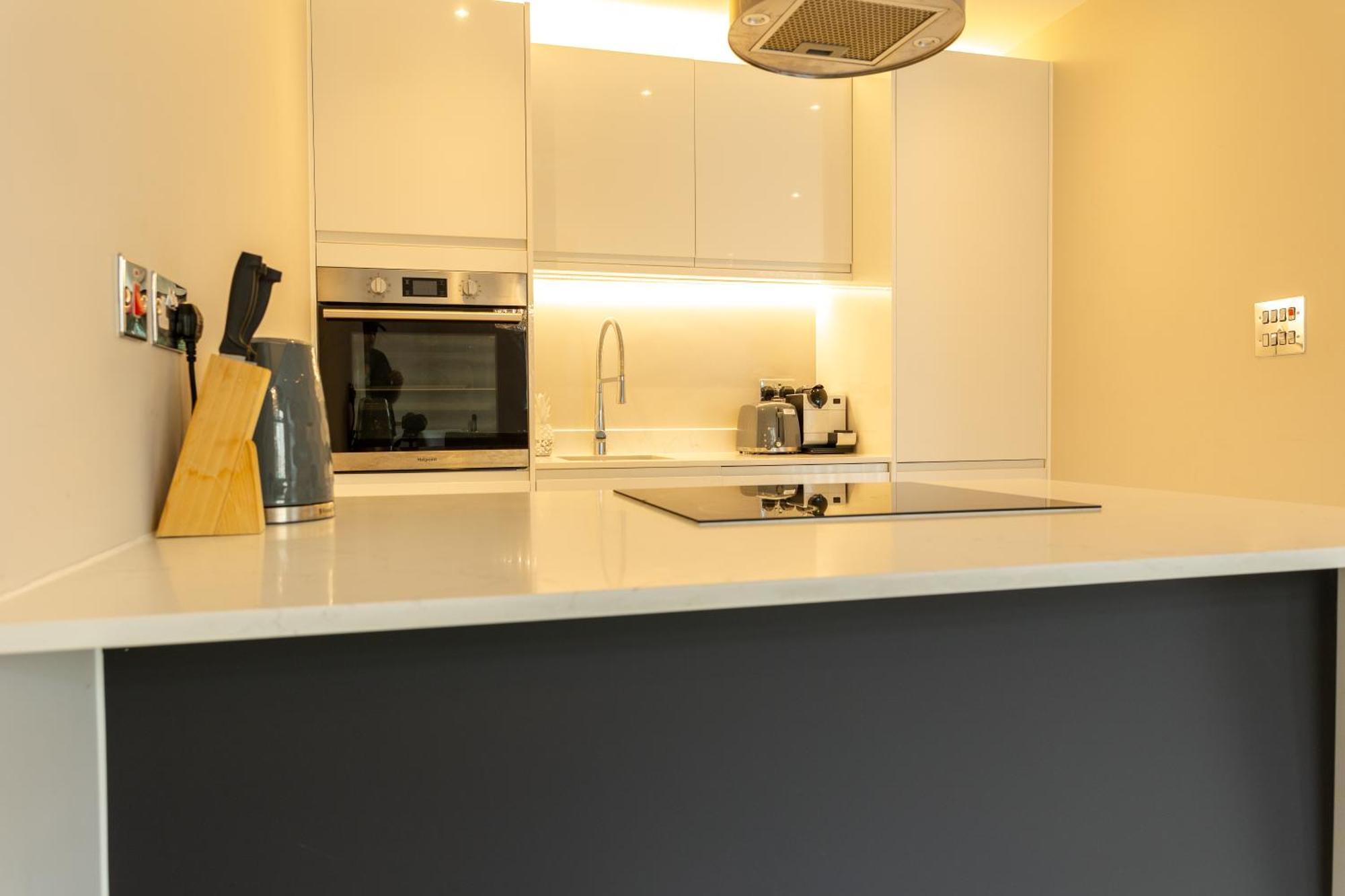 Exclusive Cardiff City Centre Apartment Exterior photo