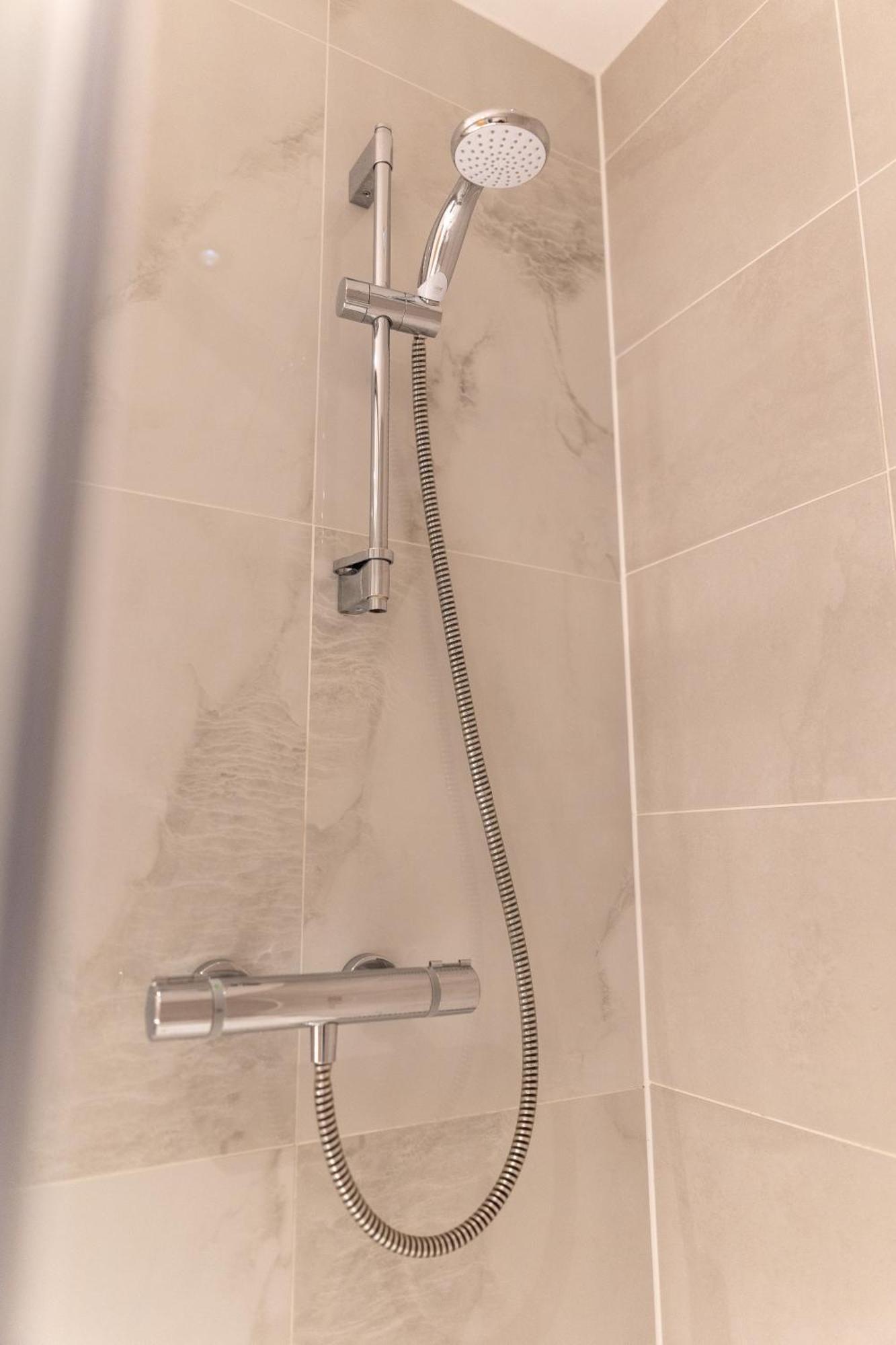 Exclusive Cardiff City Centre Apartment Exterior photo